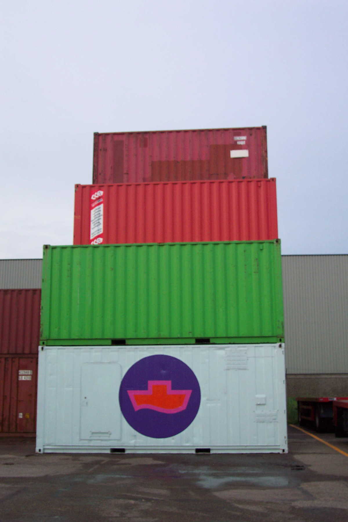 container storage 2