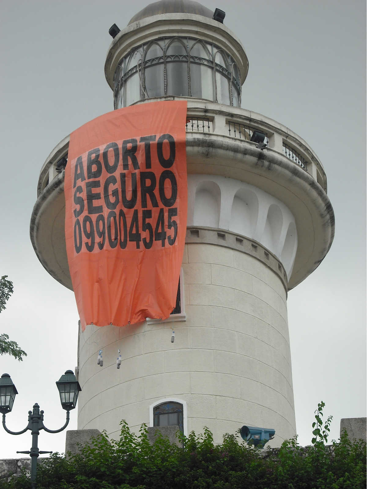 En el faro de Guayaquil: Ecuatorianas exigen su derecho a abortar.