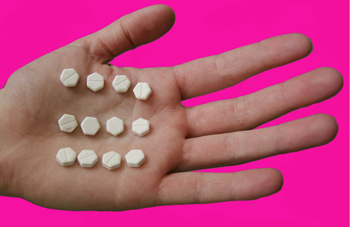 hand pills pink