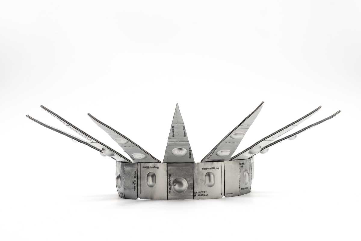 lady liberty abortion pill crown